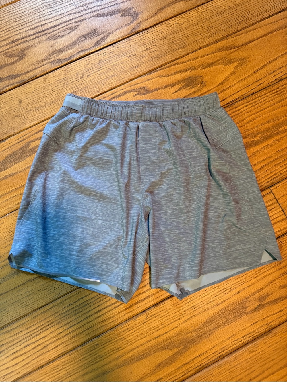 Men's Performance Lululemon Gym Shorts - Light Gray